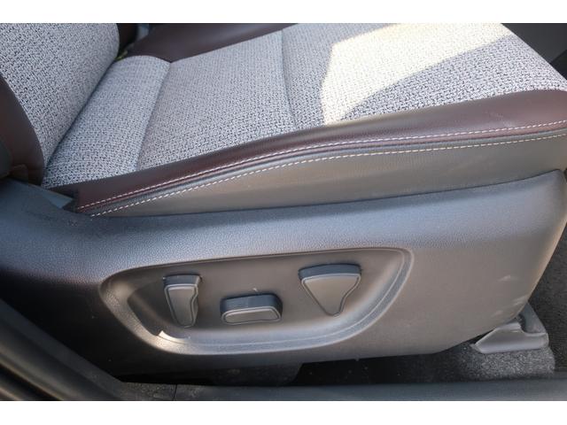 ヤリスクロス ハイブリッドＺ　ワンオーナー／禁煙車／記録簿／Ｔコネクトナビ・ＢＴ・ＵＳＢ／パノラミックビュー／衝突被害軽減／障害物センサー／ＨＵＤ／ＲＣＴＡ／シート・ハンドルヒーター／パワーシート／ＥＴＣ／ＬＥＤ／スマートキ－（18枚目）