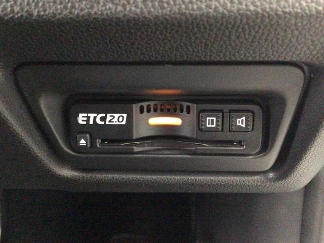 ステップワゴンスパーダ スパーダホンダセンシング　ＬＥＤ・フルセグ・メモリナビ・バックカメラ・純正ＡＷ・両側電動ドア・ＥＴＣ　盗難防止　助手席エアバッグ　ワンオーナ－　Ｗパワスラ　地デジ　ＬＥＤライト　横滑り防止システム　オートエアコン　リアカメラ（10枚目）