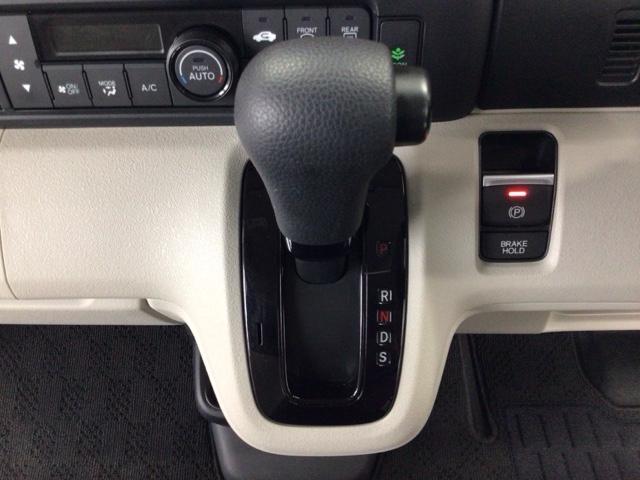 N-BOX ベースグレード デモカーUP・LED・フルセグ・メモリナビ・ホンダCONNECT・ETC 衝突軽減システム スマートキ- カーテンエアバック イモビライザー ECOモード 横滑り防止 オートクルーズ キーフリー(28枚目)