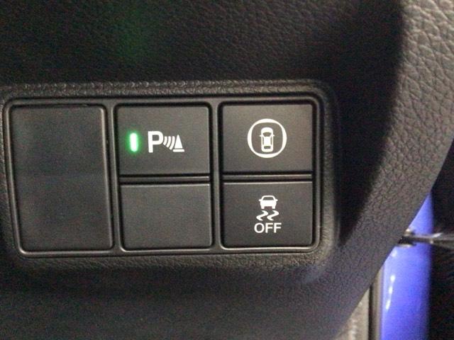 ホンダが推し進める総合先進安全装備のセンシング搭載！　衝突や斜線はみだしなどの危険が予測される時、センサーが警告。ヒューマンエラーを高度先進技術が補完してくれます。