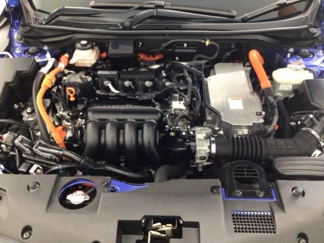 【ピカピカクリーニング】ボディ廻りはもちろん室内・シート・エンジンルーム・トランクルームなど隅々まで専門スタッフが徹底的にクリーニングし磨き上げました☆綺麗なお車で快適なドライブをお楽しみ下さい