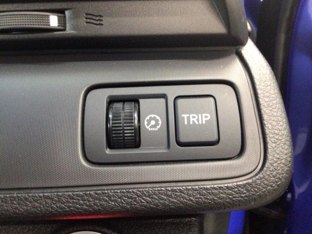 豊富に在庫を取り揃えています！軽自動車からミニバン、セダン、ＳＵＶ、話題のハイブリッド車など続々入荷しております！