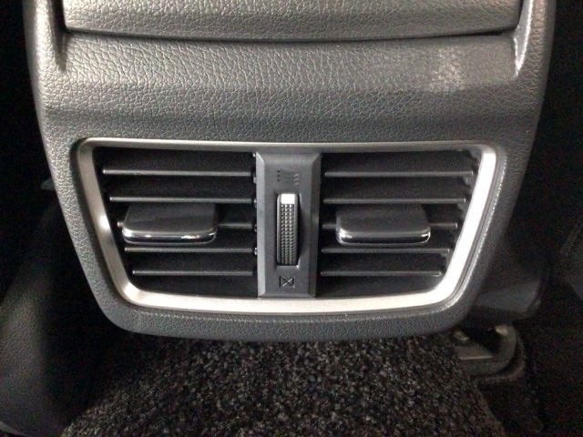 豊富に在庫を取り揃えています！軽自動車からミニバン、セダン、ＳＵＶ、話題のハイブリッド車など続々入荷しております！