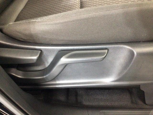 豊富に在庫を取り揃えています！軽自動車からミニバン、セダン、ＳＵＶ、話題のハイブリッド車など続々入荷しております！