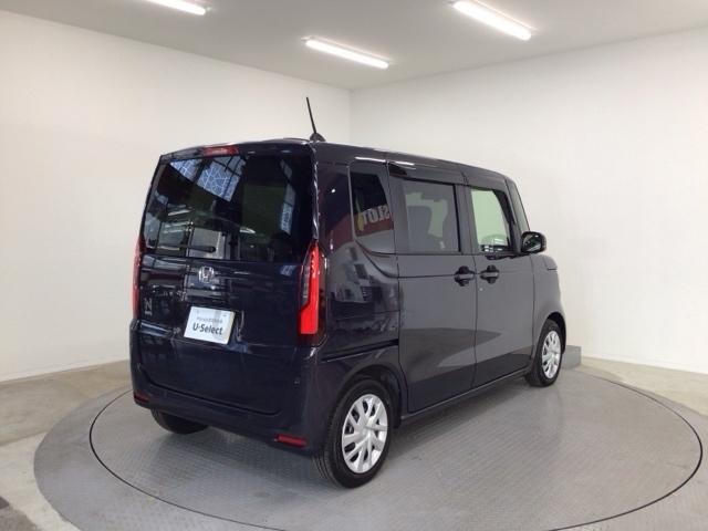 Ｎ－ＢＯＸ ベースグレード　デモカーＵＰ・ＬＥＤ・フルセグ・ホンダＣＯＮＮＥＣＴ・シートヒーター・ＥＴＣ　衝突軽減システム　スマートキ－　カーテンエアバック　イモビライザー　ＥＣＯモード　横滑り防止　オートクルーズ　キーフリー（4枚目）