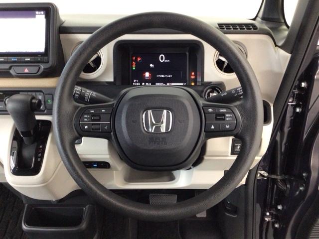 Ｎ－ＢＯＸ ベースグレード　デモカーＵＰ・ＬＥＤ・フルセグ・ホンダＣＯＮＮＥＣＴ・シートヒーター・ＥＴＣ　衝突軽減システム　スマートキ－　カーテンエアバック　イモビライザー　ＥＣＯモード　横滑り防止　オートクルーズ　キーフリー（17枚目）