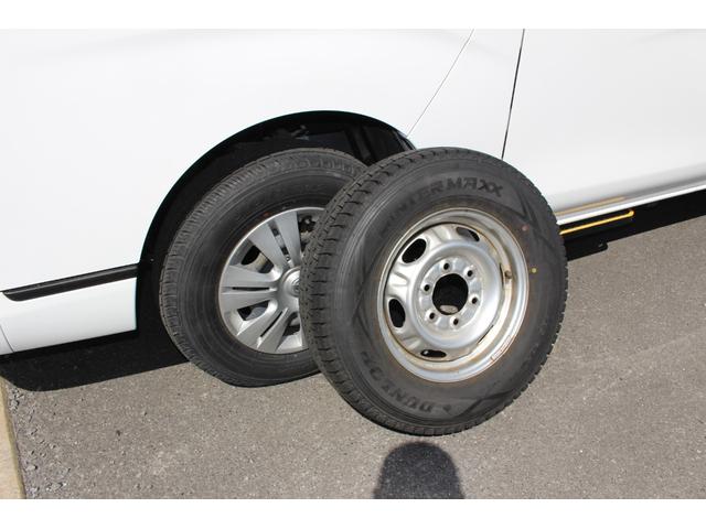 ｎｖ３５０キャラバンバン 日産 車いすリフト車 ４ｗｄ 車いす２台 ２ｗｄ ４ｗｄ切り替えスイッチ オプション手すり 前後 リヤクーラー リヤヒーター スタッドレスタイヤ 中古 岡山県 車いすリフト車 ４ｗｄ 車いす２台 ２ｗｄ ４ｗｄ切り替えスイッチ