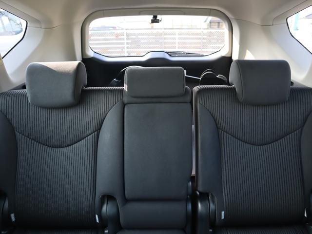 プリウスアルファ Ｓ　フレンドマチック車　タイプ２助手席リフトアップシート付き　ＡＢＳ、運転席・助手席エアバックカーテンエアバッグ、ドライブレコーダー（前後）、専用軽減パワステ、手押しパーキングブレーキ、旋回ノブ、リモコン式専用運転席パワーシート、移乗ボード、電動式車いす収納装置（16枚目）