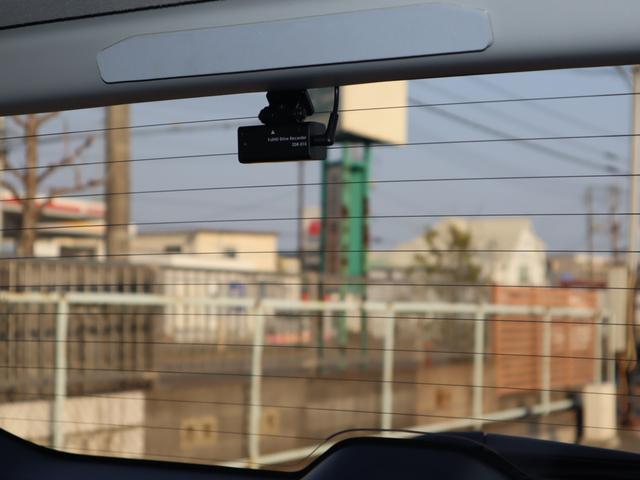 プリウスアルファ Ｓ　フレンドマチック車　タイプ２助手席リフトアップシート付き　ＡＢＳ、運転席・助手席エアバックカーテンエアバッグ、ドライブレコーダー（前後）、専用軽減パワステ、手押しパーキングブレーキ、旋回ノブ、リモコン式専用運転席パワーシート、移乗ボード、電動式車いす収納装置（35枚目）