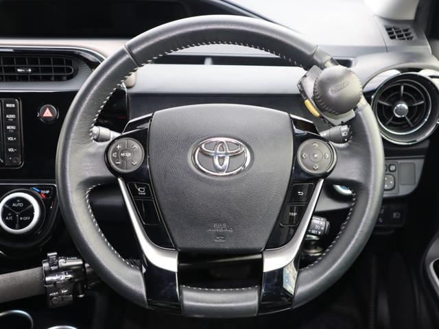アクア G フレンドマチック車 タイプ2手動装置(コラム)付 業販可 ABS、運転席・助手席エアバッグ、ナビ・テレビ、ソナー(前後)、オートエアコン、ドライブレコーダー、ETC、専用軽減パワステ、手動運転装置(コラムタイプ)、旋回ノブ、リモコン式専用運転席パワーシート、(4枚目)