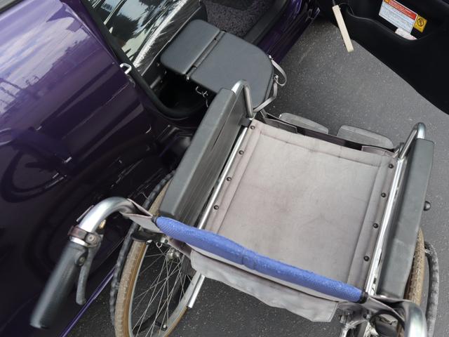 アクア G フレンドマチック車 タイプ2手動装置(コラム)付 業販可 ABS、運転席・助手席エアバッグ、ナビ・テレビ、ソナー(前後)、オートエアコン、ドライブレコーダー、ETC、専用軽減パワステ、手動運転装置(コラムタイプ)、旋回ノブ、リモコン式専用運転席パワーシート、(14枚目)