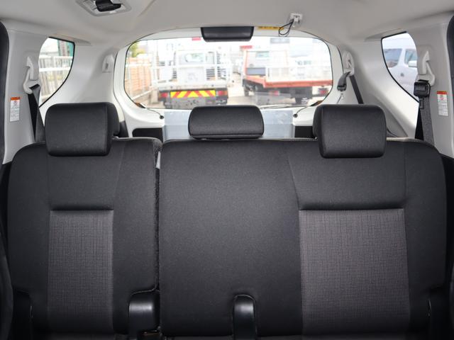 シエンタ Ｇ　車いすスロープ車　タイプ３助手席回転チルトシート付き　ＡＢＳ　運転席・助手席エアバッグ　スマートキー・プッシュＳ　衝突被害軽減Ｂ　アイドルストップ　　左右電動スライドドア　ナビ・ＴＶ（フルセグ）・パノラミックビューモニター　ＥＴＣ　ドラレコ　ＬＥＤライト（15枚目）