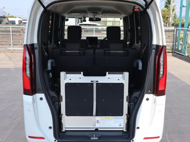 Ｎ－ＢＯＸ 車いすスロープ車ホンダセンシング　福祉装置整備　定期点検整備　左電動スライドドア、ナビ・フルセグＴＶ・バックカメラ、前後ソナー、電動パーキングブレーキ、ＥＴＣ、前後ドラレコ、ウインチ用リモコン、車載用介助型車いす（マツナガ社製）、フローリングチェアマット（4枚目）