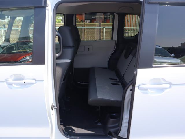 Ｎ－ＢＯＸ 車いすスロープ車ホンダセンシング　福祉装置整備　定期点検整備　左電動スライドドア、ナビ・フルセグＴＶ・バックカメラ、前後ソナー、電動パーキングブレーキ、ＥＴＣ、前後ドラレコ、ウインチ用リモコン、車載用介助型車いす（マツナガ社製）、フローリングチェアマット（17枚目）