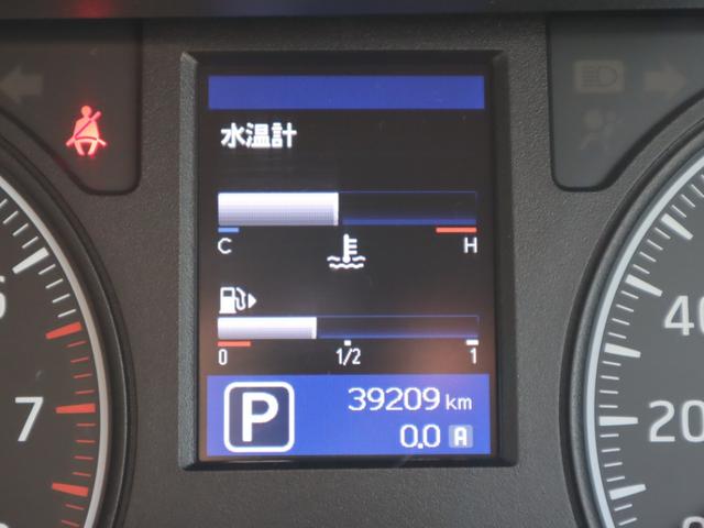 NV350キャラバンバン 車いすリフト車 車いす2台仕様ストレッチャー固定装置付き ABS、運転席・助手席エアバッグ、キーレス、衝突被害軽減ブレーキ、アラウンドビューモニター(ルームミラー内)、リヤクーラー、リヤヒーター、ストレッチャー固定装置、プライバシーガラス(21枚目)