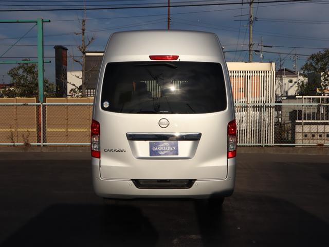 �����ԗ���U�O��W�����I�e�n�̂��q�l�̐��������f�ځB���C�u�J�����ɂ�鐶���p�̃f���ŏڂ����ԗ����������������܂��B�����S���������B