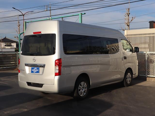 �����ԗ���U�O��W�����I�e�n�̂��q�l�̐��������f�ځB���C�u�J�����ɂ�鐶���p�̃f���ŏڂ����ԗ����������������܂��B�����S���������B