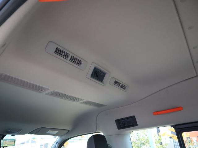 NV350キャラバンバン 車いすリフト車 車いす2台仕様 車いすリフト車 車いす2台仕様 車いす2台+8名 4WD(14枚目)