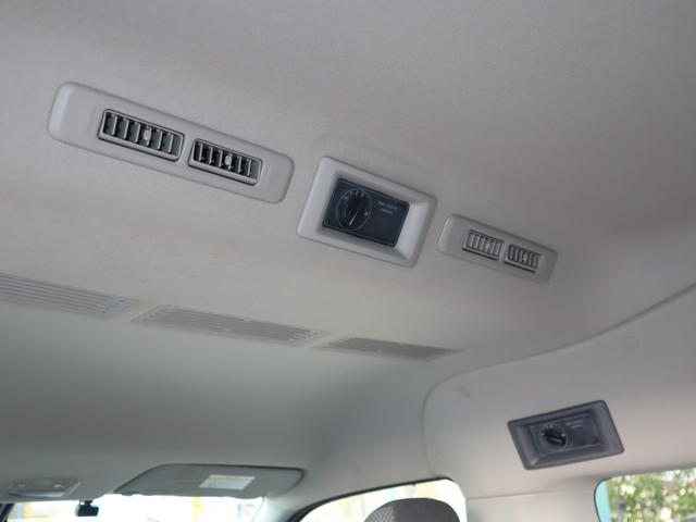 ＮＶ３５０キャラバンバン 車いすリフト車　車いす２台仕様　車いすリフト車　車いす２台仕様　車いす２台＋８名（16枚目）