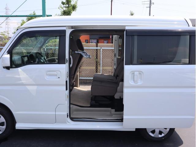 NV100クリッパーリオ 車いすスロープ車 左右分割式リヤシート付き 車いすスロープ車 左右分割式リヤシート付き 衝突被害軽減ブレーキ、ナビ・バックカメラ リヤヒーター ウィンチ用リモコン ABS 運転席・助手席エアバッグ インテリキー&プッシュスタート(18枚目)