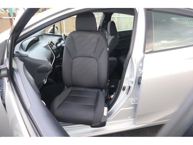 プリウス Ａ　助手席回転チルトシート車　定期点検整備　納車点検整備　助手席回転チルトシート車　ＡＢＳ　プッシュスタート　衝突被害軽減ブレーキ　ナビ・テレビ　バックカメラ　ソナー　クルーズコントロール　パーキングアシスト　オートエアコン　ＥＴＣ　ドライブレコーダー（5枚目）