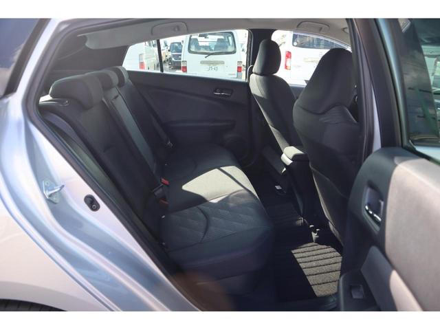 プリウス Ａ　助手席回転チルトシート車　定期点検整備　納車点検整備　助手席回転チルトシート車　ＡＢＳ　プッシュスタート　衝突被害軽減ブレーキ　ナビ・テレビ　バックカメラ　ソナー　クルーズコントロール　パーキングアシスト　オートエアコン　ＥＴＣ　ドライブレコーダー（6枚目）