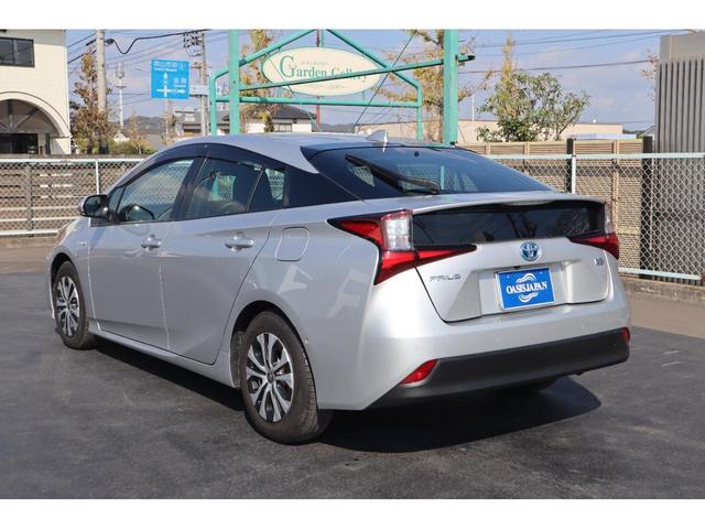 プリウス Ａ　助手席回転チルトシート車　定期点検整備　納車点検整備　助手席回転チルトシート車　ＡＢＳ　プッシュスタート　衝突被害軽減ブレーキ　ナビ・テレビ　バックカメラ　ソナー　クルーズコントロール　パーキングアシスト　オートエアコン　ＥＴＣ　ドライブレコーダー（26枚目）