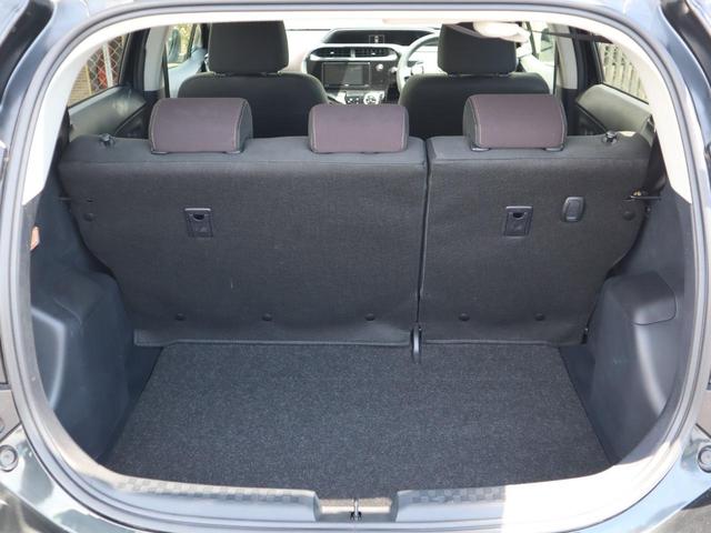 アクア Ｇ　フレンドマチック車　タイプ２　定期点検整備　納車点検整備　フレンドマチック車　タイプ２　専用軽減パワステ　手動運転装置　旋回ノブ　リモコン式専用運転席パワーシート　運転席シートバック中折れ用ストラップ　助手席前倒しストラップ　バックドア用ストラップ（18枚目）