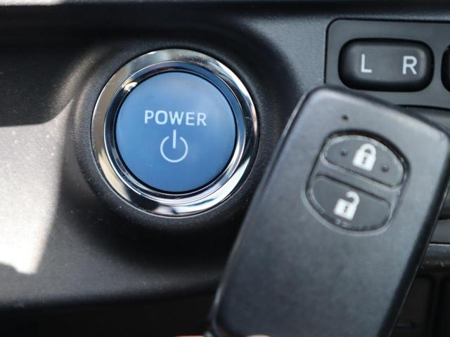 アクア Ｇ　フレンドマチック車　タイプ２　定期点検整備　納車点検整備　フレンドマチック車　タイプ２　専用軽減パワステ　手動運転装置　旋回ノブ　リモコン式専用運転席パワーシート　運転席シートバック中折れ用ストラップ　助手席前倒しストラップ　バックドア用ストラップ（22枚目）