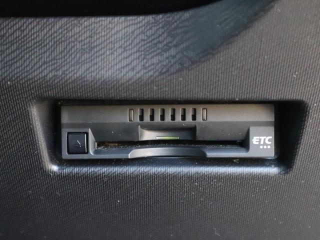 アクア Ｇ　フレンドマチック車　タイプ２　定期点検整備　納車点検整備　フレンドマチック車　タイプ２　専用軽減パワステ　手動運転装置　旋回ノブ　リモコン式専用運転席パワーシート　運転席シートバック中折れ用ストラップ　助手席前倒しストラップ　バックドア用ストラップ（26枚目）