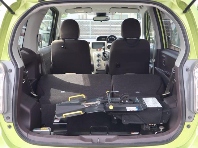 スペイド Ｆ助手席リフトアップシート車　車いす電動収納装置付き　助手席リフトアップシート車　車いす電動収納装置付き　シート用リモコン　衝突被害軽減ブレーキ　アイドリングストップ　左電動スライドドア　ナビ・テレビ　バックカメラ　ＥＴＣ（13枚目）