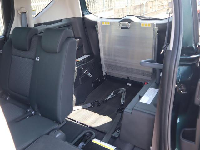 フリード＋ハイブリッド ハイブリッドＧ車いすスロープ車　フリップダウンモニター付き　車いすスロープ車　ＡＢＳ　エアバッグ　スマートキー＆プッシュスタート　衝突被害軽減　左右電スラ　ナビ・テレビ　バックカメラ　フリップダウンモニター（後席モニター）ＥＴＣ　ドラレコ　ウィンチリモコン（9枚目）