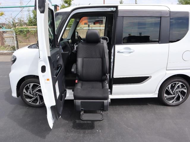タント カスタムＲＳスタイルセレクション　ウェルカムシートリフト車　ウェルカムシートリフト車　左右電動スライドドア（左右ウェルカムオープン機能）　パノラマモニター　シートヒーター　アダプティブクルーズコントロール　ＥＴＣ　ドライブレコーダー　シート用リモコン（7枚目）
