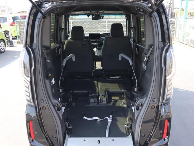 Ｎ－ＢＯＸカスタム カスタム　Ｌ　　車いすスロープ車　４ＷＤ　スロープ　車いす用ウィンチ　衝突被害軽減ブレーキ　左右パワースライドドア　ナビ・フルセグＴＶバックカメラ　ソナー　アダプティブクルーズコントロール　シートヒーター　ＥＴＣ　ドライブレコーダー（前後）（6枚目）