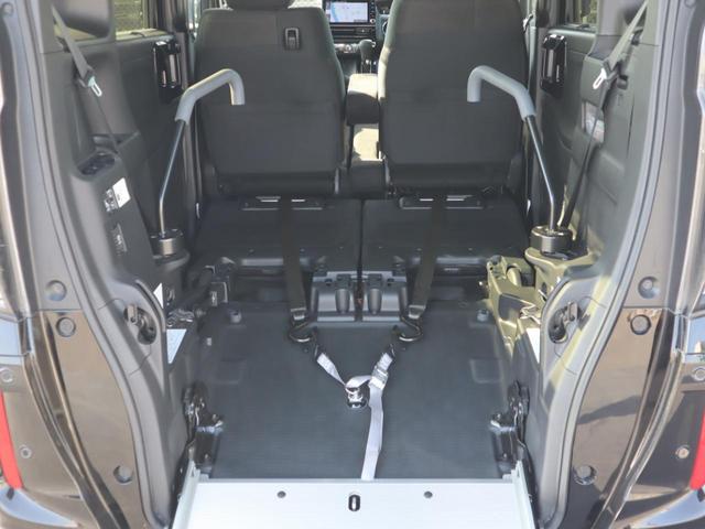 Ｎ－ＢＯＸカスタム カスタム　Ｌ　　車いすスロープ車　４ＷＤ　スロープ　車いす用ウィンチ　衝突被害軽減ブレーキ　左右パワースライドドア　ナビ・フルセグＴＶバックカメラ　ソナー　アダプティブクルーズコントロール　シートヒーター　ＥＴＣ　ドライブレコーダー（前後）（7枚目）