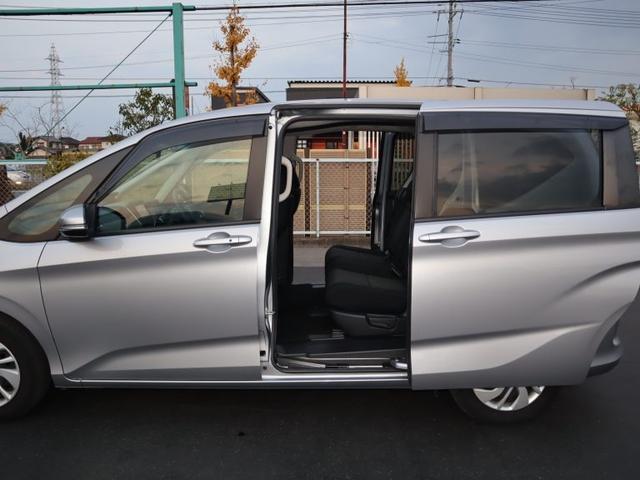 フリード＋ Ｇ車いすスロープ車　車いすスロープ車　車いす用ウィンチ　衝突被害軽減ブレーキ　左右電動スライドドア　ナビ・バックカメラ　ソナー（前後）　アダプティブクルーズコントロール　オートエアコン　ＥＴＣ　ドライブレコーダー（15枚目）