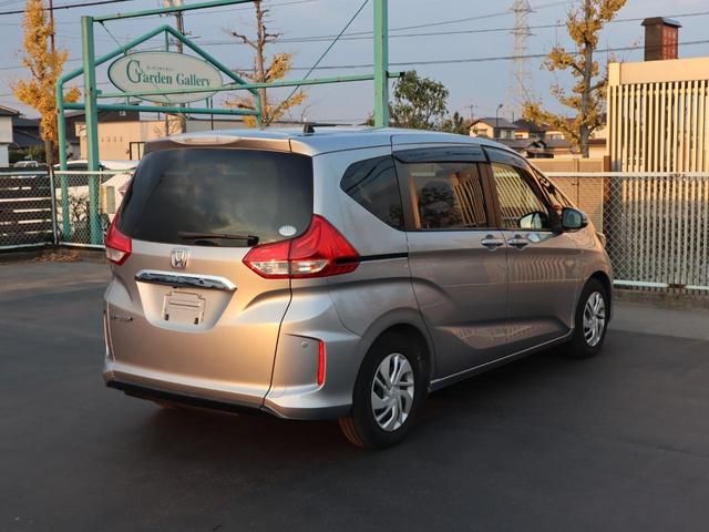 フリード＋ Ｇ車いすスロープ車　車いすスロープ車　車いす用ウィンチ　衝突被害軽減ブレーキ　左右電動スライドドア　ナビ・バックカメラ　ソナー（前後）　アダプティブクルーズコントロール　オートエアコン　ＥＴＣ　ドライブレコーダー（30枚目）