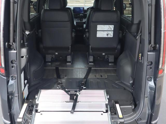 ステップワゴン スパーダ　車いすスロープ車　３列目乗車タイプ　車いすスロープ車　３列目乗車タイプ　衝突被害軽減　左右電動スライドドア　ナビ・テレビ（フルセグ）　バックカメラ　アダプティブクルーズコントロール　電動パーキングブレーキ　ブラインドスポットモニター（6枚目）