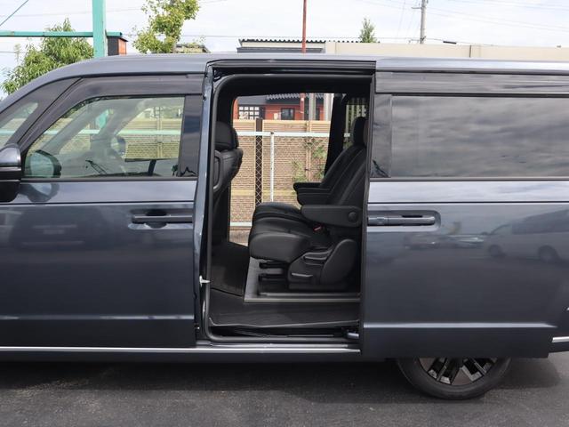 ステップワゴン スパーダ　車いすスロープ車　３列目乗車タイプ　車いすスロープ車　３列目乗車タイプ　衝突被害軽減　左右電動スライドドア　ナビ・テレビ（フルセグ）　バックカメラ　アダプティブクルーズコントロール　電動パーキングブレーキ　ブラインドスポットモニター（15枚目）