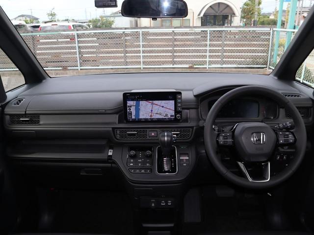 ステップワゴン スパーダ　車いすスロープ車　３列目乗車タイプ　車いすスロープ車　３列目乗車タイプ　衝突被害軽減　左右電動スライドドア　ナビ・テレビ（フルセグ）　バックカメラ　アダプティブクルーズコントロール　電動パーキングブレーキ　ブラインドスポットモニター（17枚目）