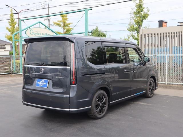 ステップワゴン スパーダ　車いすスロープ車　３列目乗車タイプ　車いすスロープ車　３列目乗車タイプ　衝突被害軽減　左右電動スライドドア　ナビ・テレビ（フルセグ）　バックカメラ　アダプティブクルーズコントロール　電動パーキングブレーキ　ブラインドスポットモニター（37枚目）