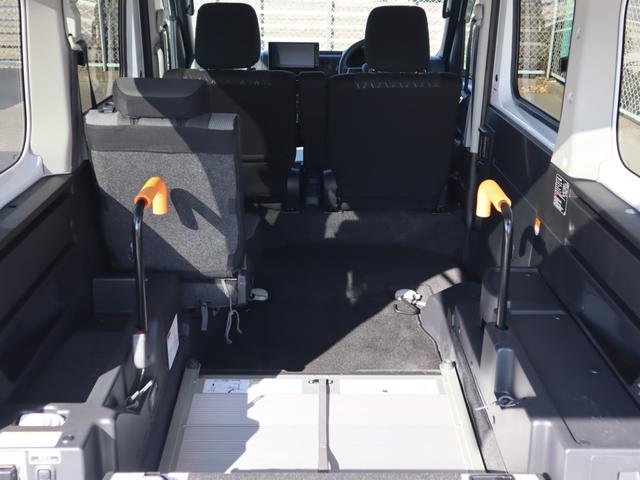 アトレー 車いすスロープ車　左右電動スライドドア（ウェルカムオープン）、ディスプレイオーディオ・テレビ（フルセグ）・バックカメラ、スマートインナーミラー、ソナー（前後）、ドライブレコーダー（前後）、ＥＴＣ、車いす用ウインチ（3枚目）