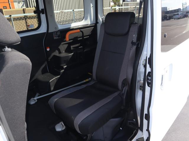 アトレー 車いすスロープ車　左右電動スライドドア（ウェルカムオープン）、ディスプレイオーディオ・テレビ（フルセグ）・バックカメラ、スマートインナーミラー、ソナー（前後）、ドライブレコーダー（前後）、ＥＴＣ、車いす用ウインチ（11枚目）