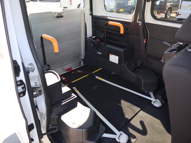 アトレー 車いすスロープ車　左右電動スライドドア（ウェルカムオープン）、ディスプレイオーディオ・テレビ（フルセグ）・バックカメラ、スマートインナーミラー、ソナー（前後）、ドライブレコーダー（前後）、ＥＴＣ、車いす用ウインチ（13枚目）