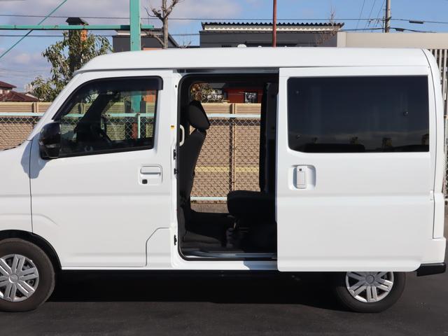 アトレー 車いすスロープ車　左右電動スライドドア（ウェルカムオープン）、ディスプレイオーディオ・テレビ（フルセグ）・バックカメラ、スマートインナーミラー、ソナー（前後）、ドライブレコーダー（前後）、ＥＴＣ、車いす用ウインチ（16枚目）