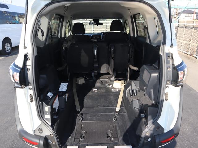 シエンタ Ｇ　車いすスロープ車　タイプ１　左右電動スライドドア、ナビ・テレビ（フルセグ）・パノラミックビューモニター、ＥＴＣ、ドラレコ（前後）、シートヒーター（フロント席左右）、ステアリングヒーター（13枚目）