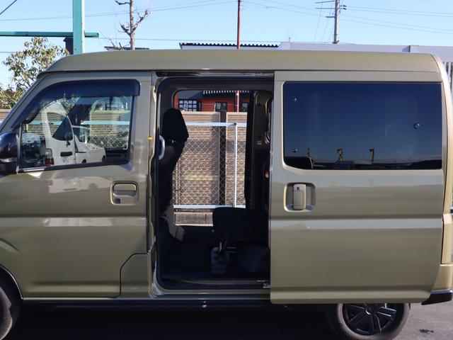 アトレー 　車いすスロープ車　左右電動スライドドア（ウェルカムオープン機能）、ナビ・テレビ（フルセグ）・バックカメラ、ソナー（前後）、ドラレコ（前後）、リヤヒーター、ＥＴＣ、ＬＥＤライト、車いす用ウィンチリモコン（16枚目）