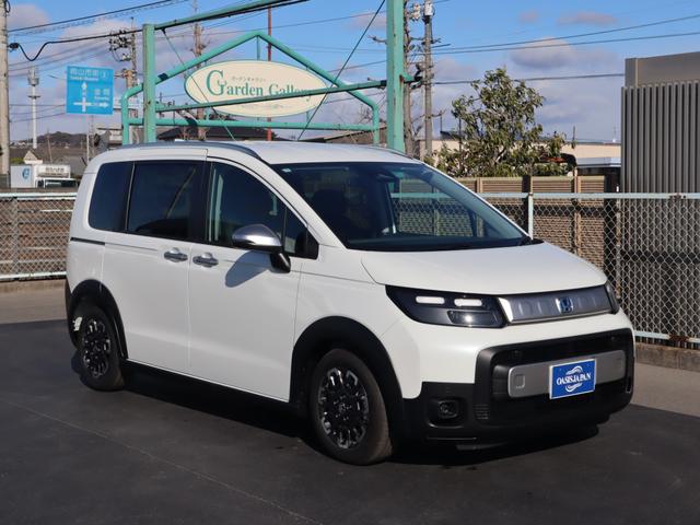 フリード ｅ：ＨＥＶ　クロスター　　車いすスロープ車　衝突被害軽減ブレーキ、左右電動スライドドア、ソナー、ブラインドスポットワーニング、アダプティブクルーズコントロール、オートエアコン、リヤクーラー、シートヒーター、ＬＥＤライト、フォグランプ、ＡＷ（34枚目）