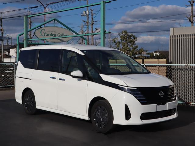 �����ԗ���U�O��W�����I�e�n�̂��q�l�̐��������f�ځB���C�u�J�����ɂ�鐶���p�̃f���ŏڂ����ԗ����������������܂��B�����S���������B