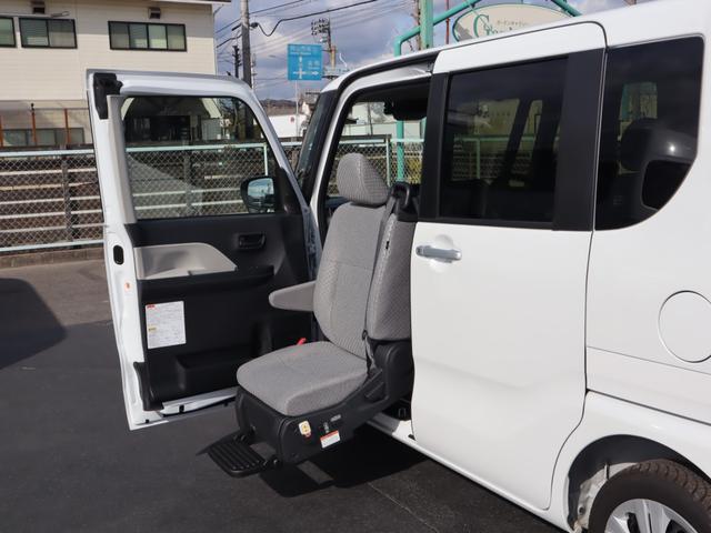 タント Ｘ　ウェルカムシートリフト車　衝突被害軽減ブレーキ、アイドリングストップ、左右電動スライドドア（左右ウェルカムオープン機能）、ナビ・テレビ（フルセグ）、ソナー（前後）、オートエアコン、ＥＴＣ、ドラレコ、シート用リモコン（6枚目）